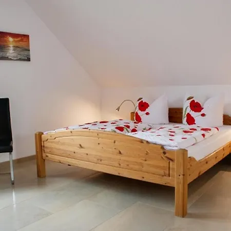 Thoma Apartment *